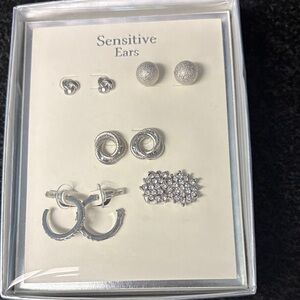 Silver Earring Set